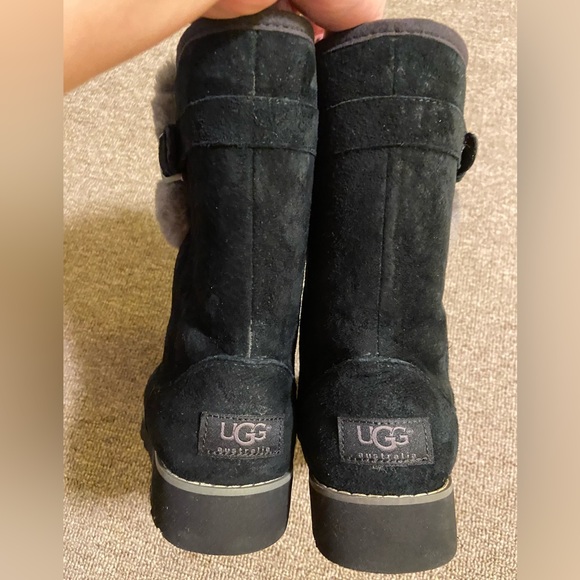 UGG Boots - Picture 2 of 13